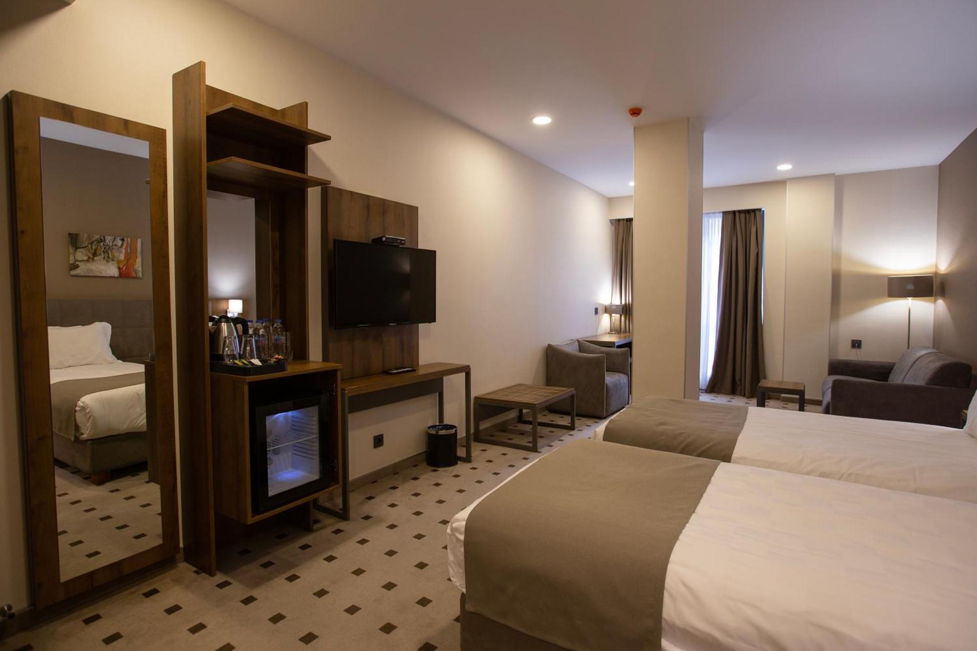 Avenue Hotel Tbilisi Zewnętrze zdjęcie