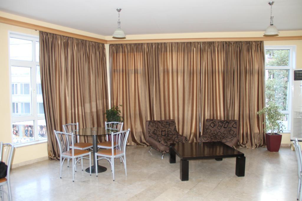 Avenue Hotel Tbilisi Zewnętrze zdjęcie