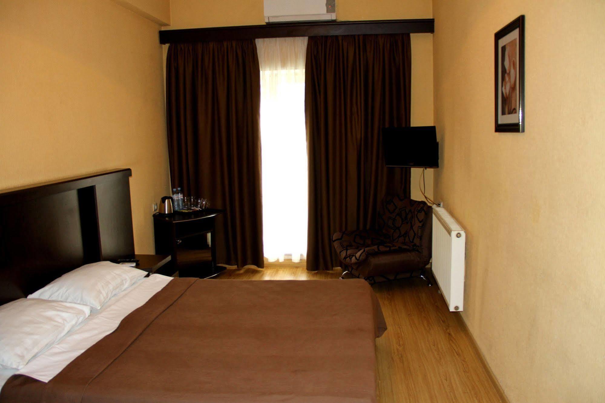 Avenue Hotel Tbilisi Zewnętrze zdjęcie