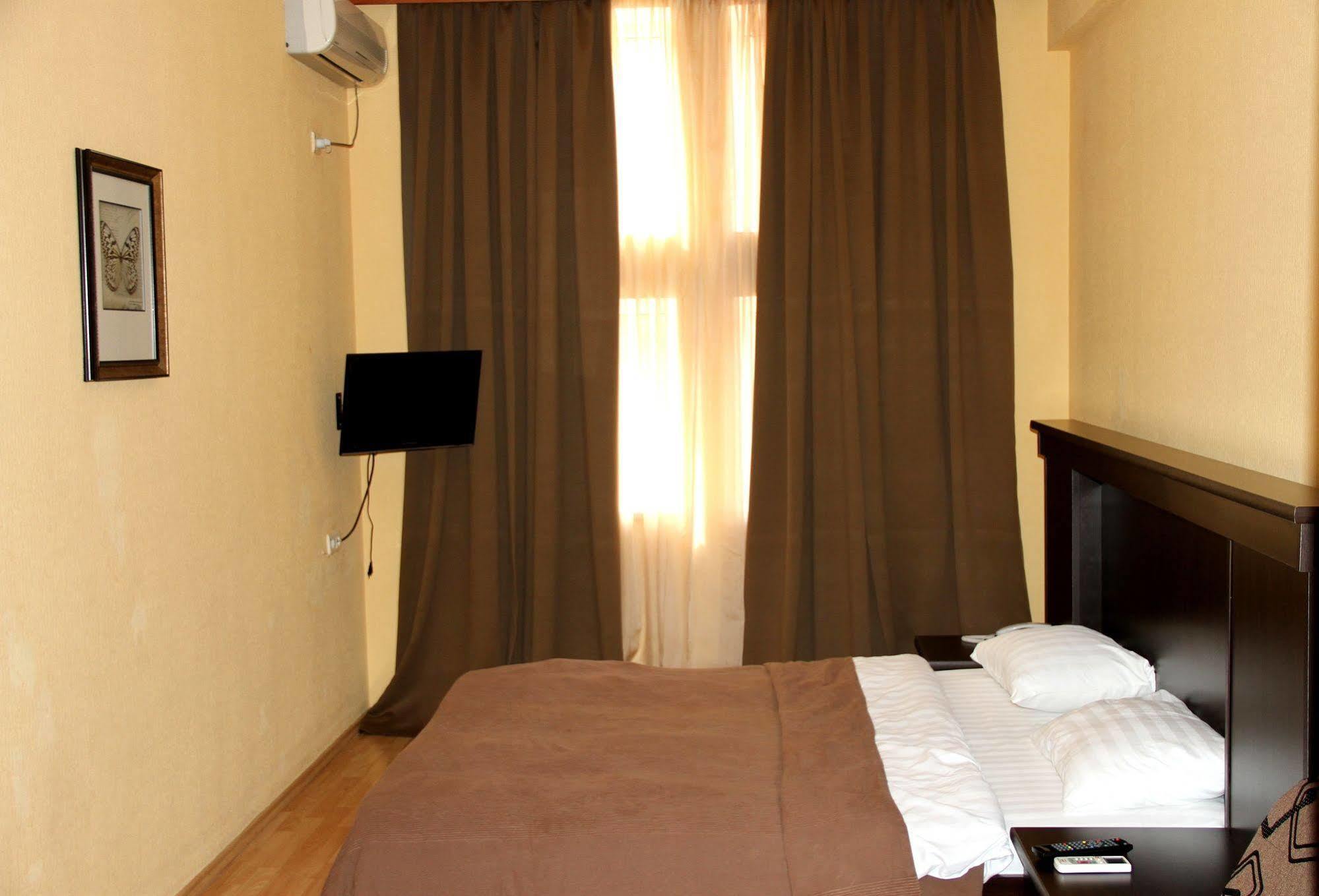 Avenue Hotel Tbilisi Zewnętrze zdjęcie